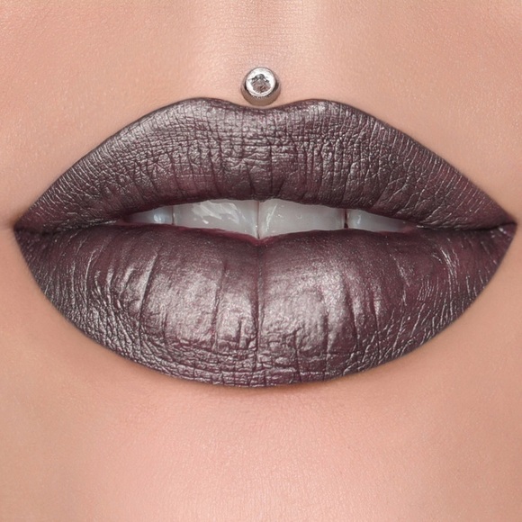 Jeffree Star Other - RESTRAINTS✨ Jeffree Star Velour Liquid Lipstick